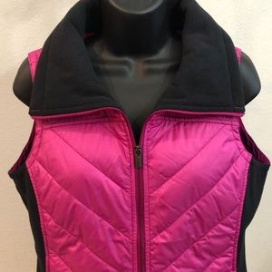 Columbia Vest Size Medium